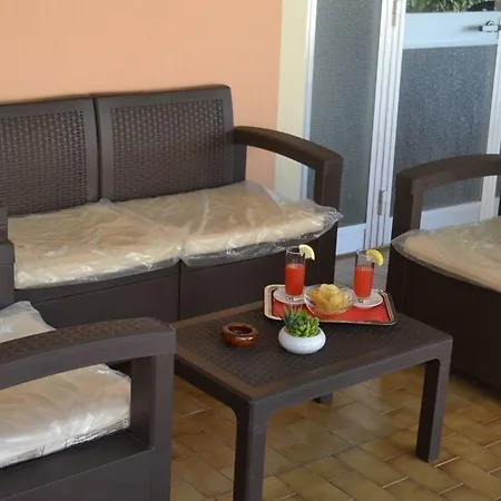 Hf Fiorella Bed and Breakfast *