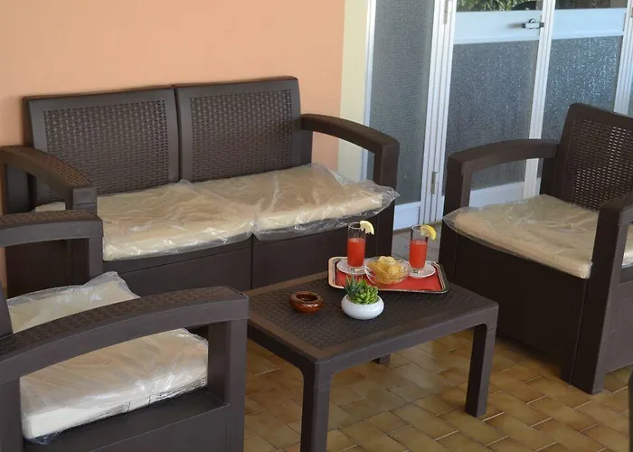 Hf Fiorella Bed & Breakfast 3*